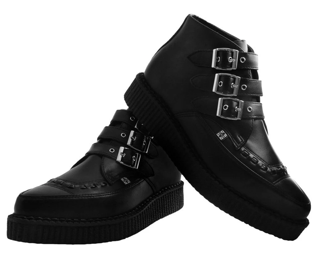 1426-Black-TUKskinTM-3-Buckle-Pointed-Creeper-Boot-3.webp Black TUKskin™ 3-Buckle Pointed Creeper Boot