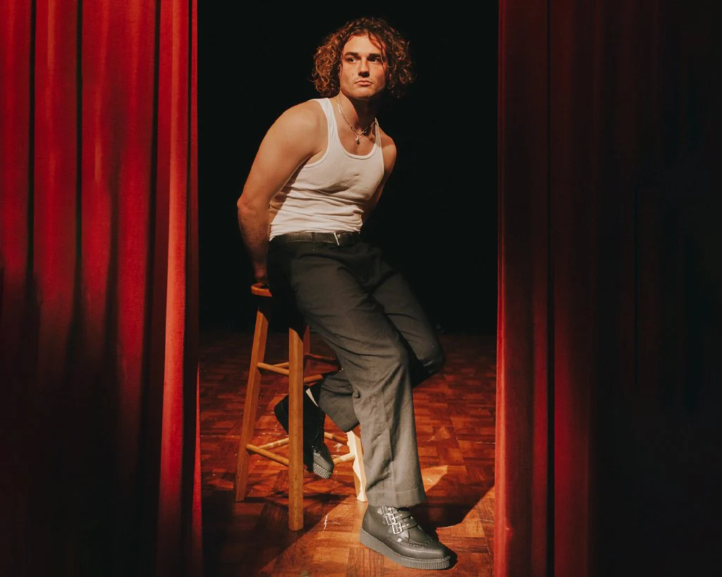 1426-Black-TUKskinTM-3-Buckle-Pointed-Creeper-Boot-5.webp Black TUKskin™ 3-Buckle Pointed Creeper Boot