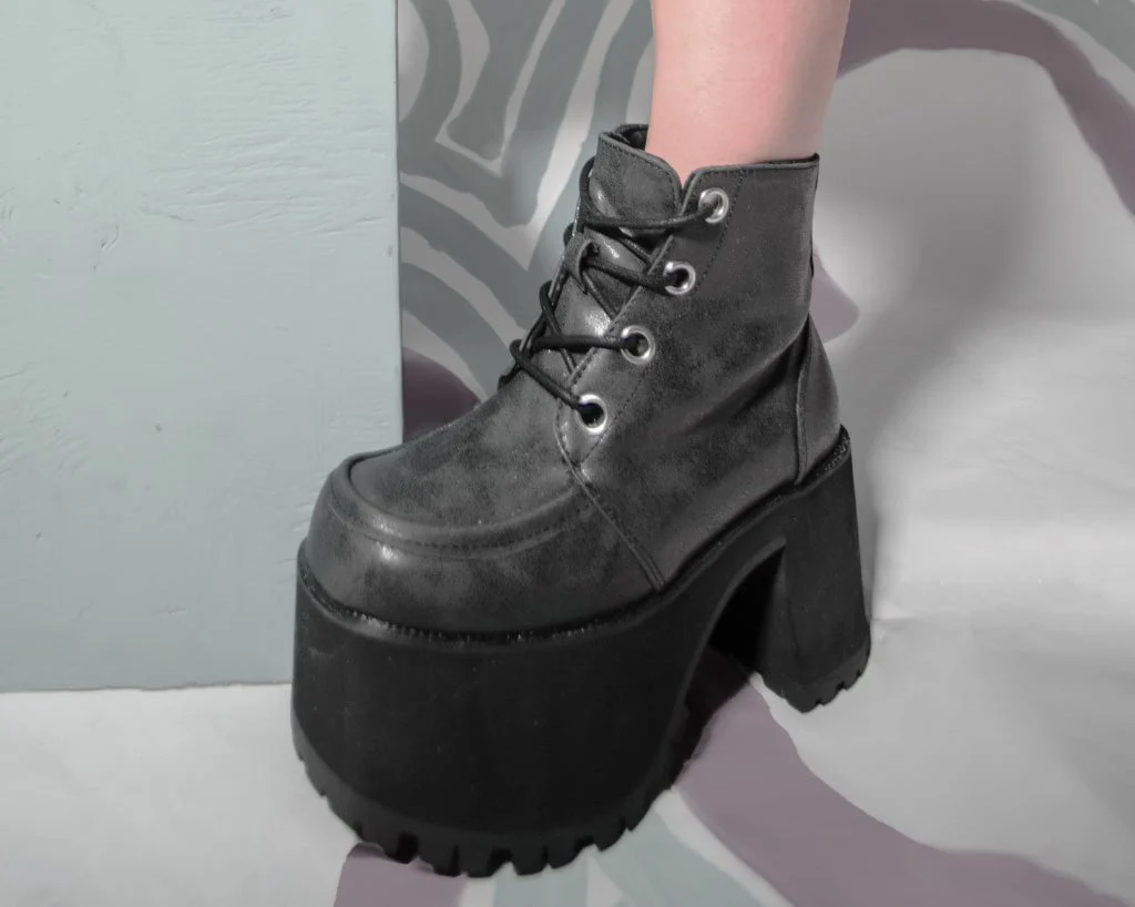 1613-Distressed-Ankle-Nosebleed-Boot-2.webp Distressed Ankle Nosebleed Boot