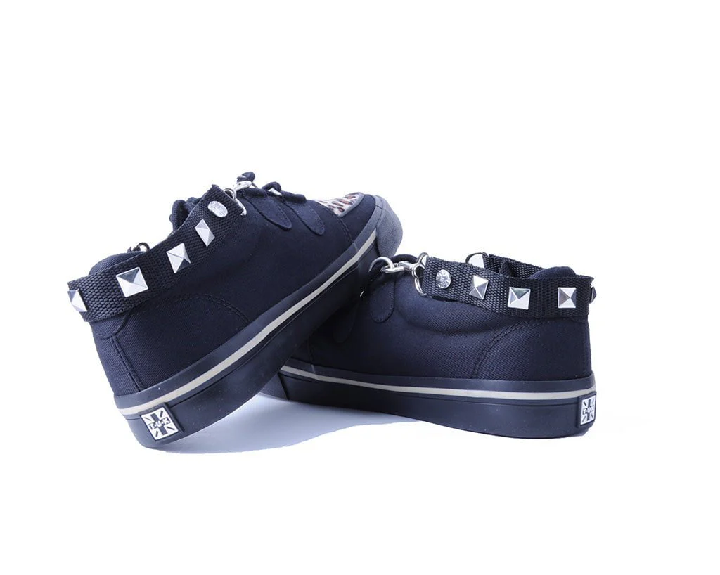 1749-Silver-Pyramid-Stud-Bondage-Strap-4.webp Silver Pyramid Stud Bondage Strap