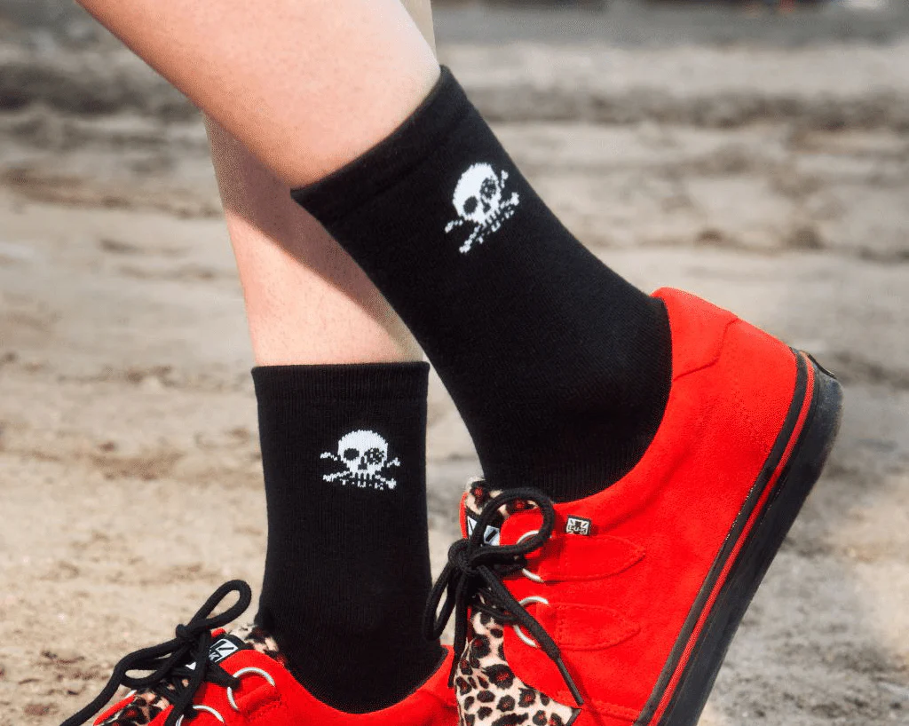 1898-Black-T.U.K.-Skull-Logo-Women-s-Sock-2.webp Black T.U.K. Skull Logo Women’s Sock