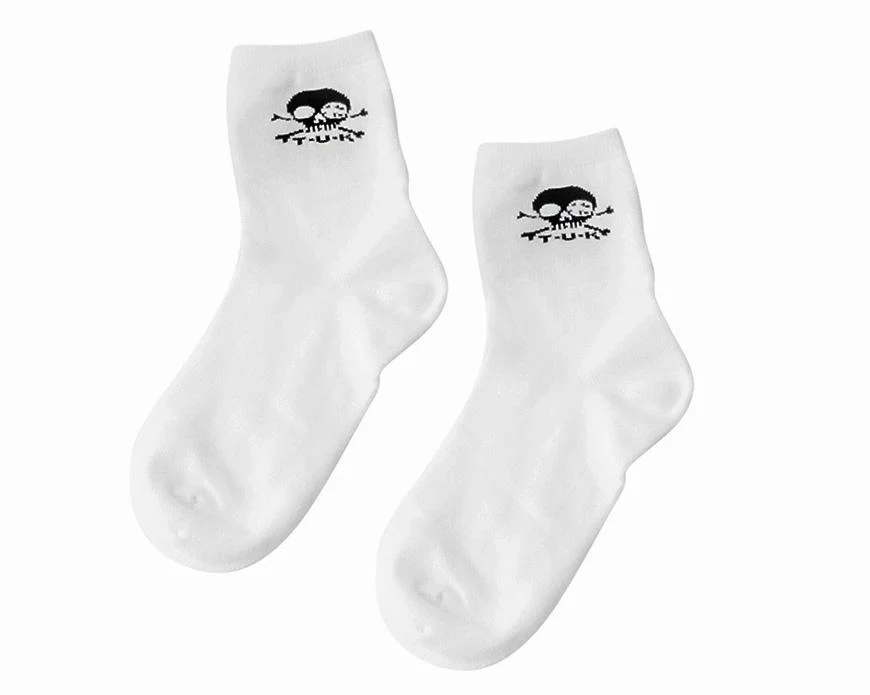 1914-White-T.U.K.-Skull-Logo-Women-s-Sock-3.webp White T.U.K. Skull Logo Women’s Sock
