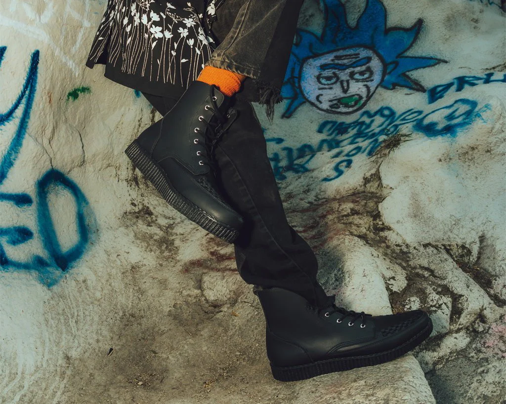 2254-Black-TUKskinTM-7-Eye-Viva-Low-Boot-8.webp Black TUKskin™ 7-Eye Viva Low Boot