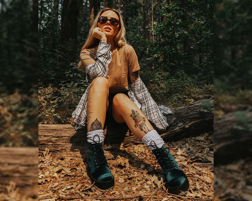 2278-Green-Velvet-7-Eye-Viva-Mondo-Boot-6.webp Green Velvet 7-Eye Viva Mondo Boot