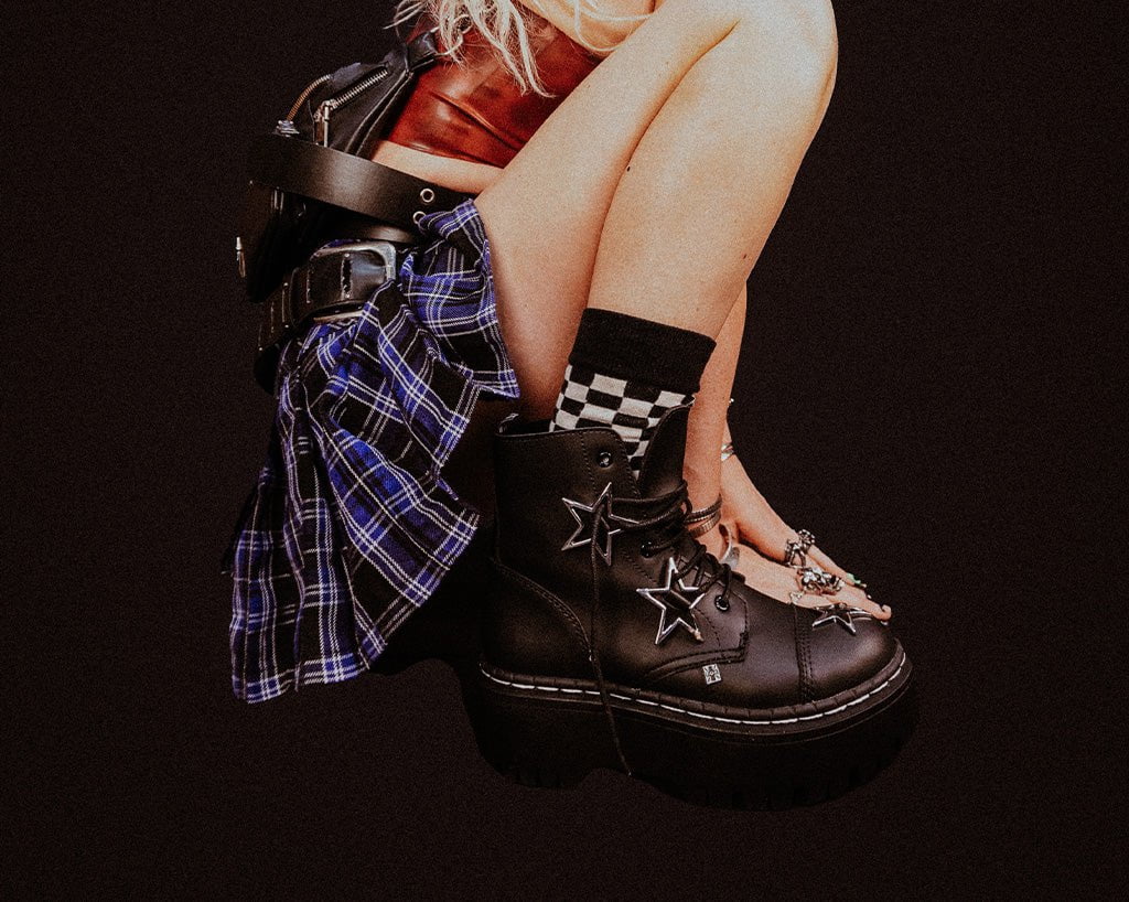 2433-Black-Star-7-Eye-Double-Decker-Boot-4.jpg Black Star 7-Eye Double Decker Boot