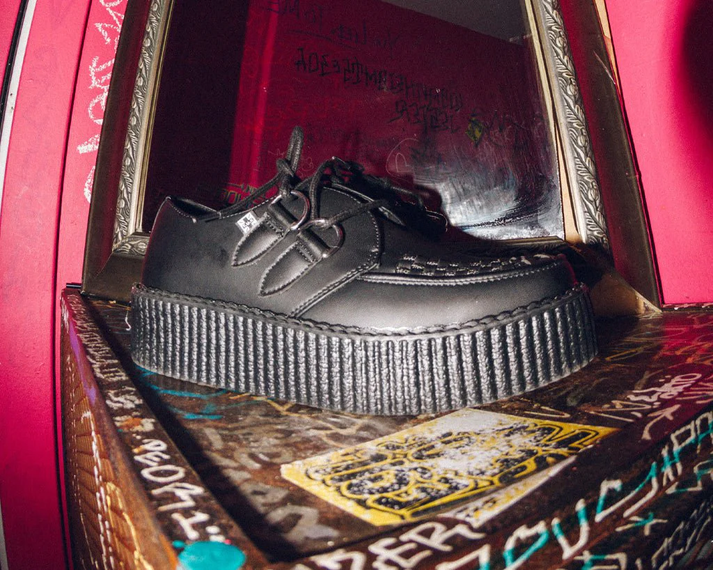 Black TUKskinâ„¢ Viva Mondo Creeper