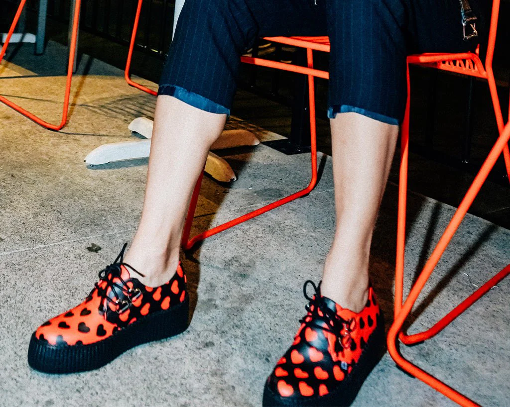 3398-Black-Red-Hearts-Viva-Mondo-Creeper-6.webp Black & Red Hearts Viva Mondo Creeper