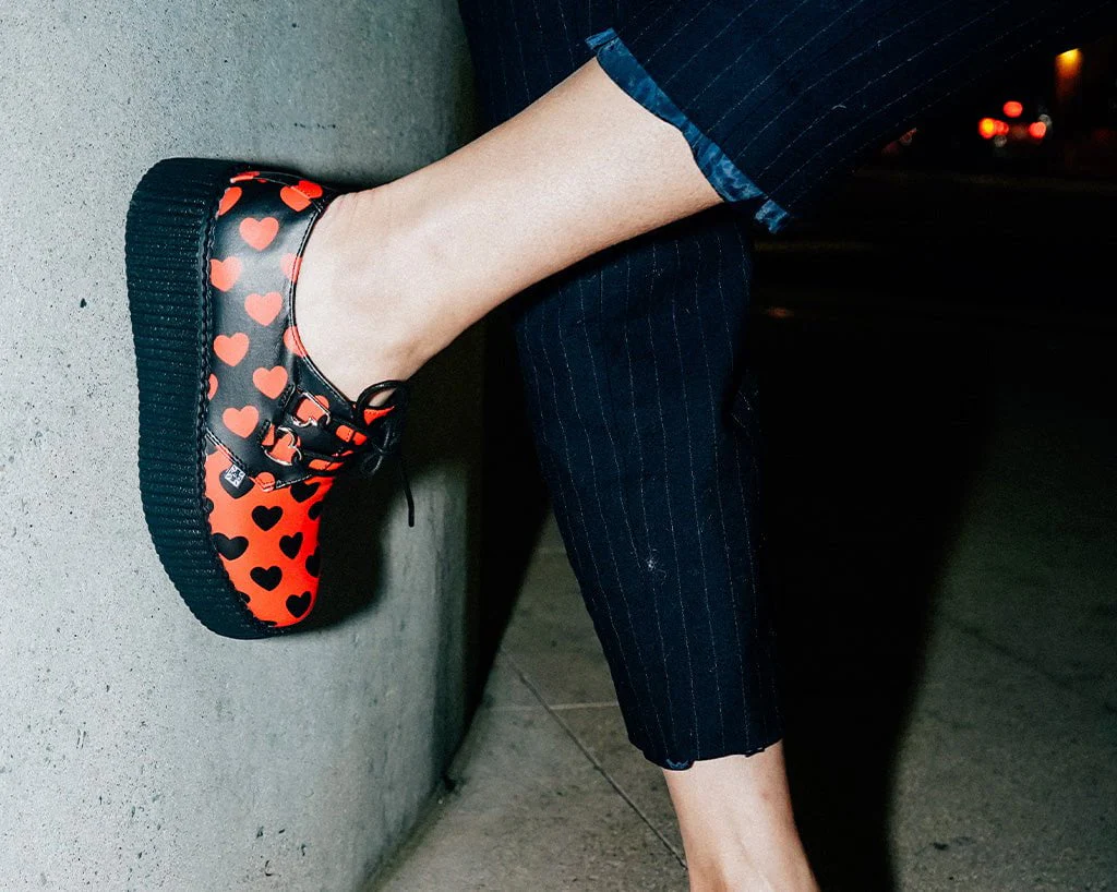 3398-Black-Red-Hearts-Viva-Mondo-Creeper-7.webp Black & Red Hearts Viva Mondo Creeper