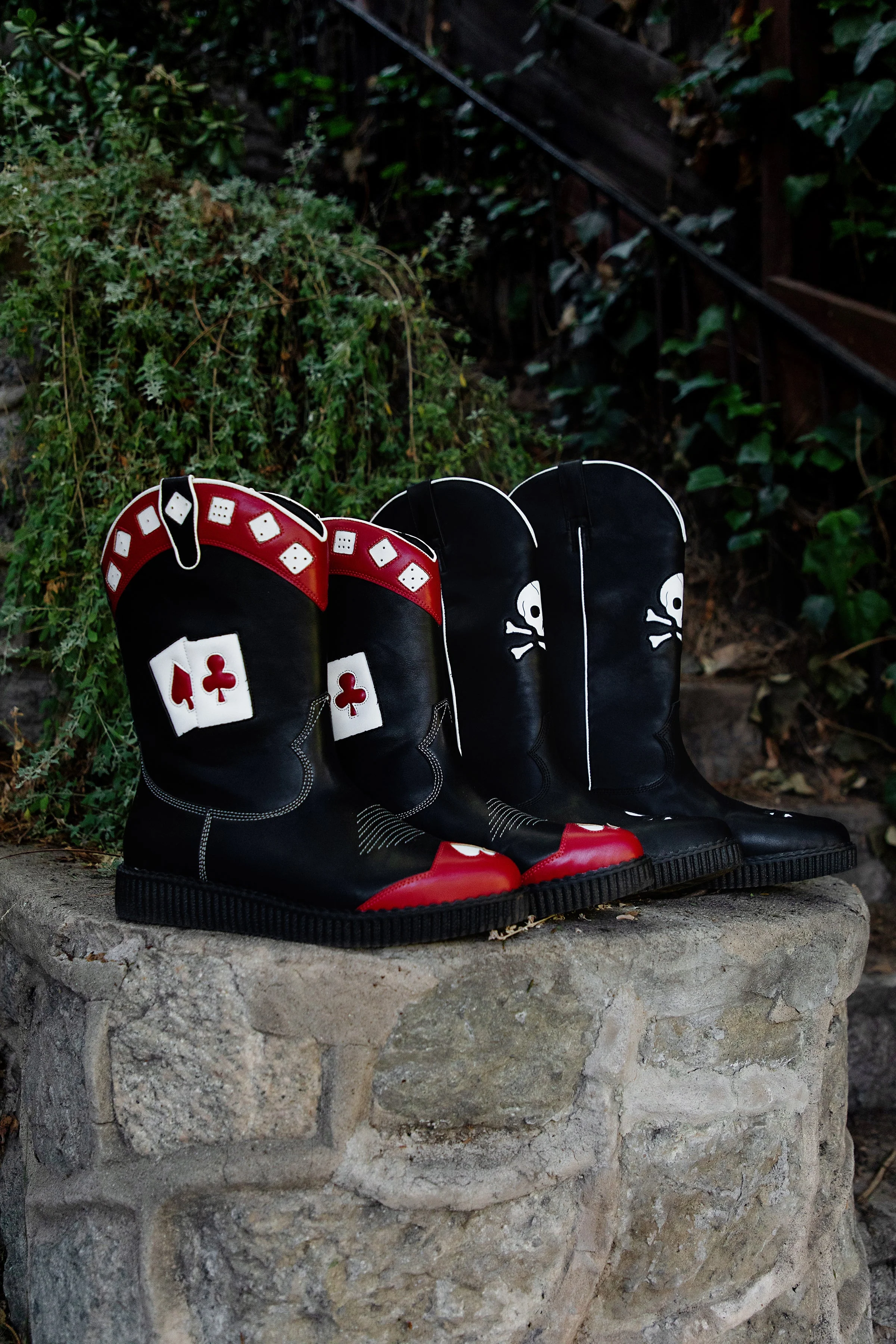 340-Black-Red-Playing-Cards-Western-Creeper-Boot-11.webp Black & Red Playing Cards Western Creeper Boot