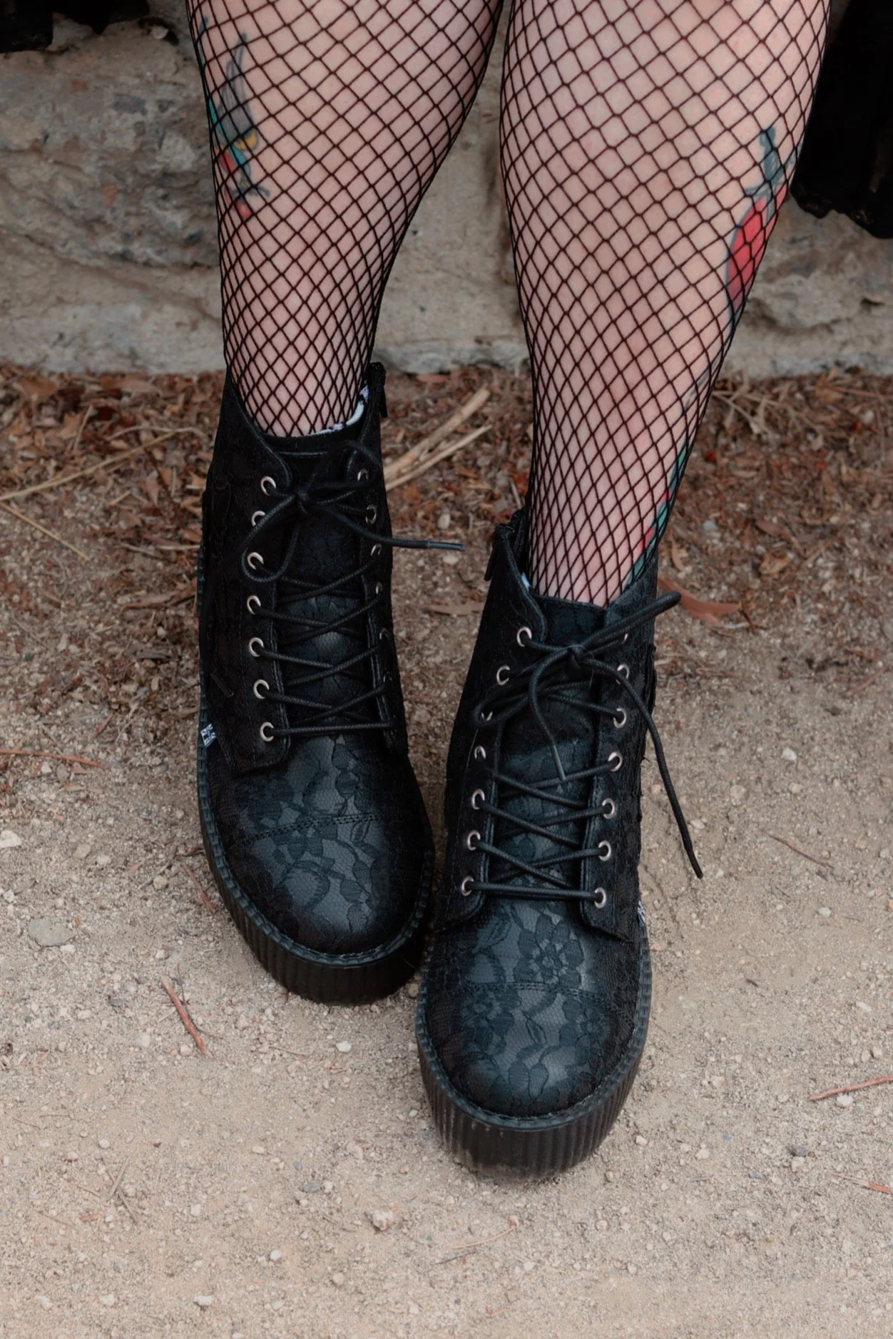 376-Black-TUKskin-7-Eye-Flower-Lace-Viva-Mondo-Boot-4.webp Black TUKskin 7 Eye Flower Lace Viva Mondo Boot