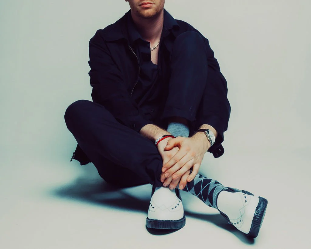 3895-Black-White-Slip-On-Creeper-9.webp Black & White Slip-On Creeper