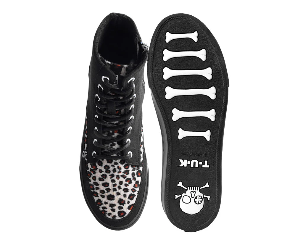 4047-US-Mens-4-Womens-6-Leopard-Synthetic-US-Mens-4-Womens-6-Leopard-Synthetic-variation-4.webp Black Canvas & Leopard 8-Eye Sneaker Boot