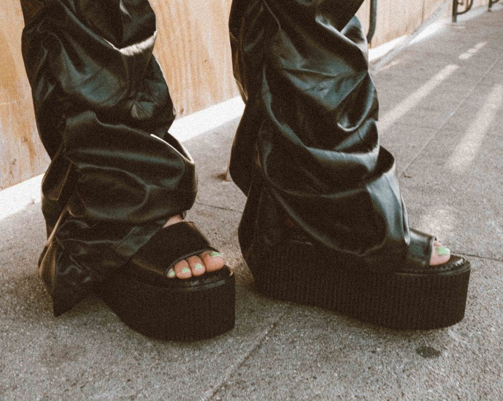 4396-Black-Brush-Off-Strato-Sandal-7.jpg Black Brush-Off Strato Sandal