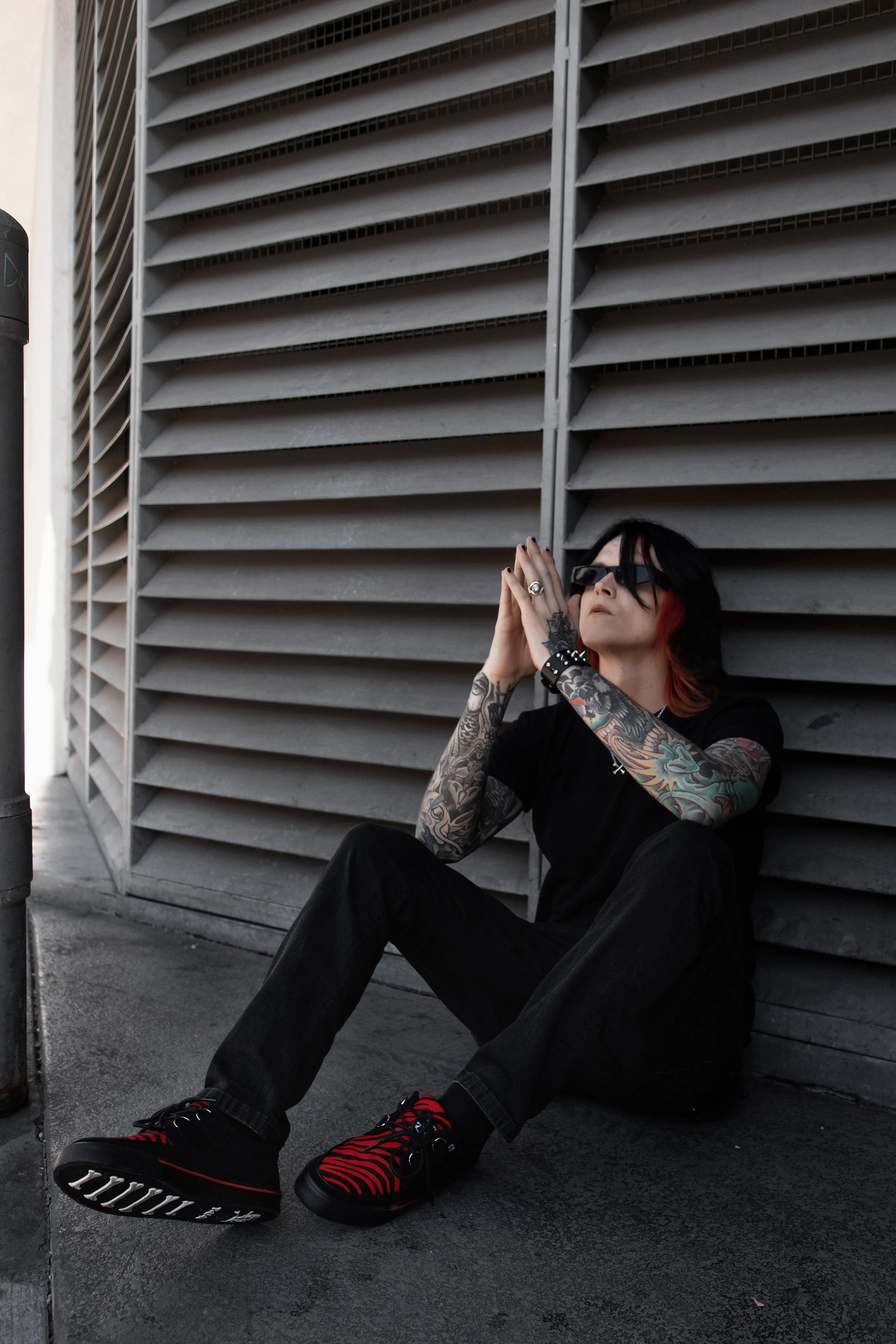 492-Black-Red-Zebra-Suede-Creeper-Sneaker-3.webp Black &Red Zebra Suede Creeper Sneaker