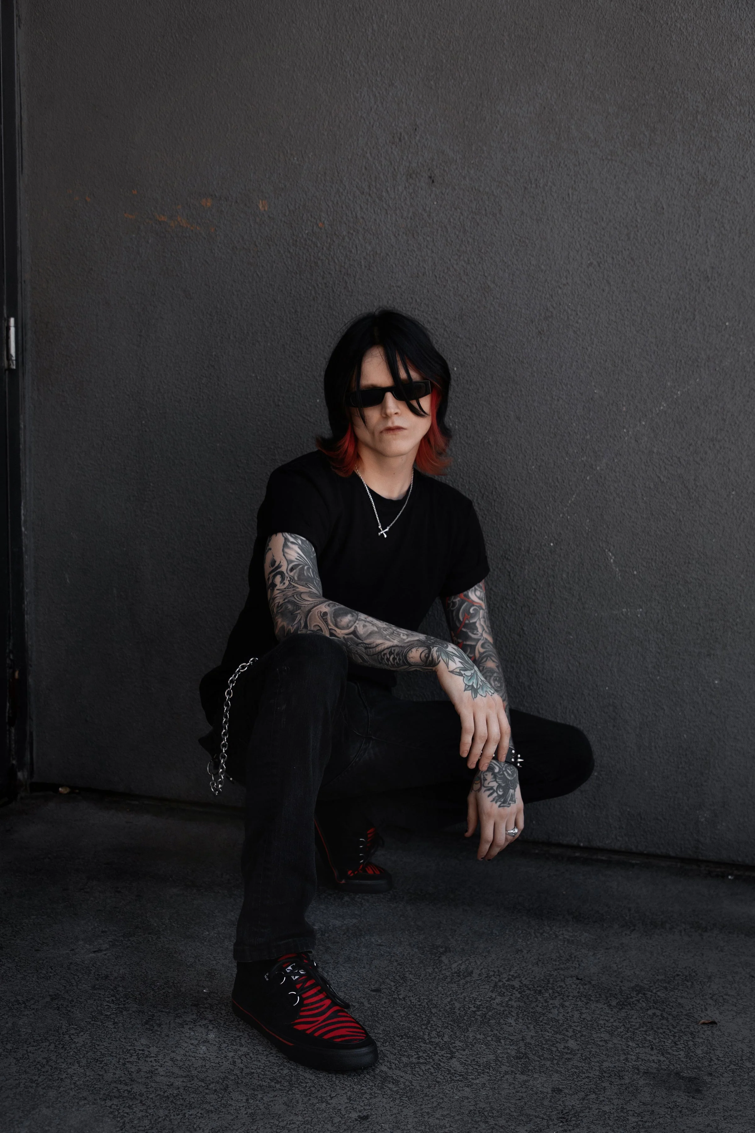 492-Black-Red-Zebra-Suede-Creeper-Sneaker-5.webp Black &Red Zebra Suede Creeper Sneaker