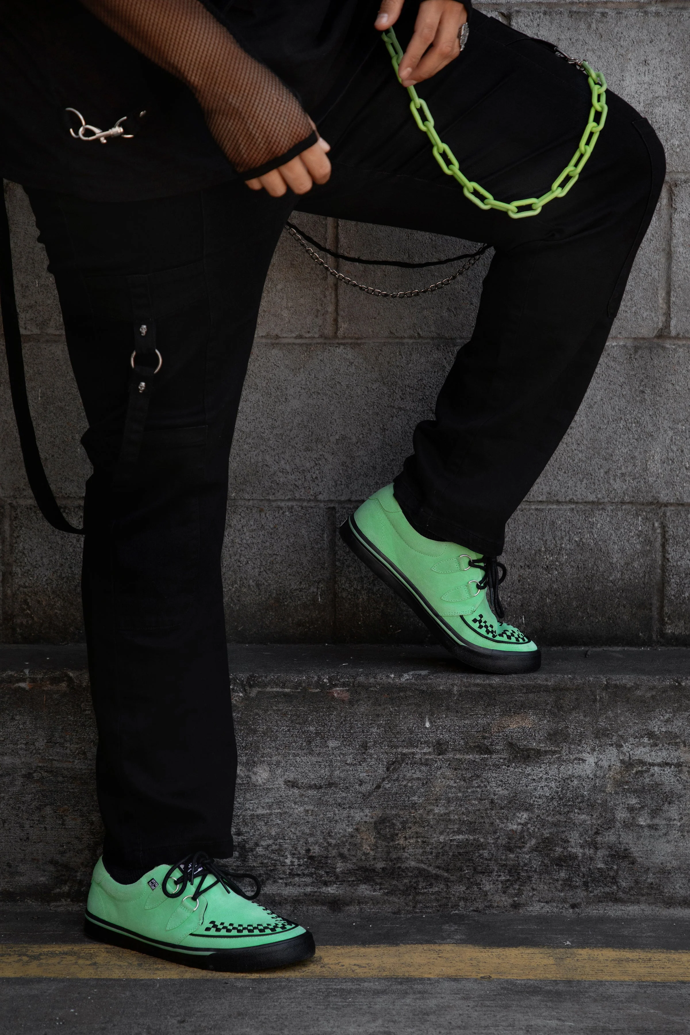 540-Neon-Green-Suede-Creeper-Sneaker-4.webp Neon Green Suede Creeper Sneaker