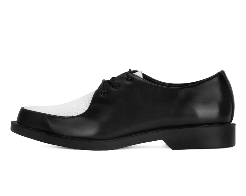 808-Black-White-Pointed-Jam-Shoe-4.webp Black & White Pointed Jam Shoe